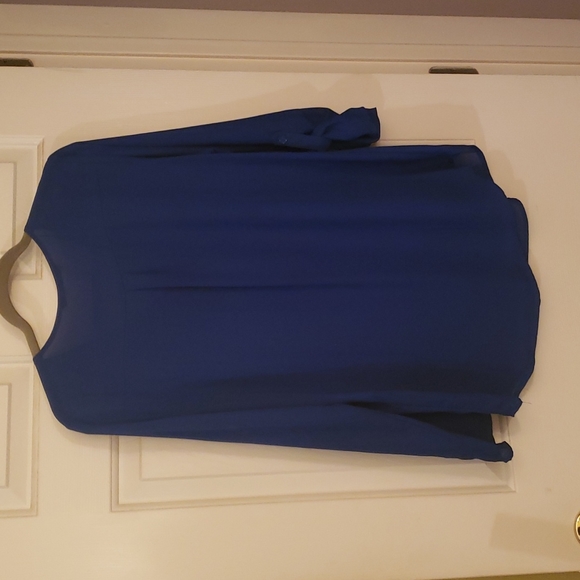 Top - Picture 2 of 7